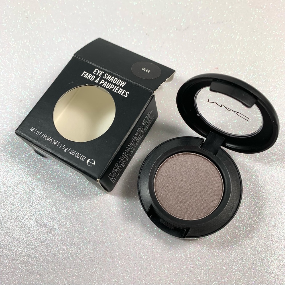 Mac Eyeshadow Clue BNIB